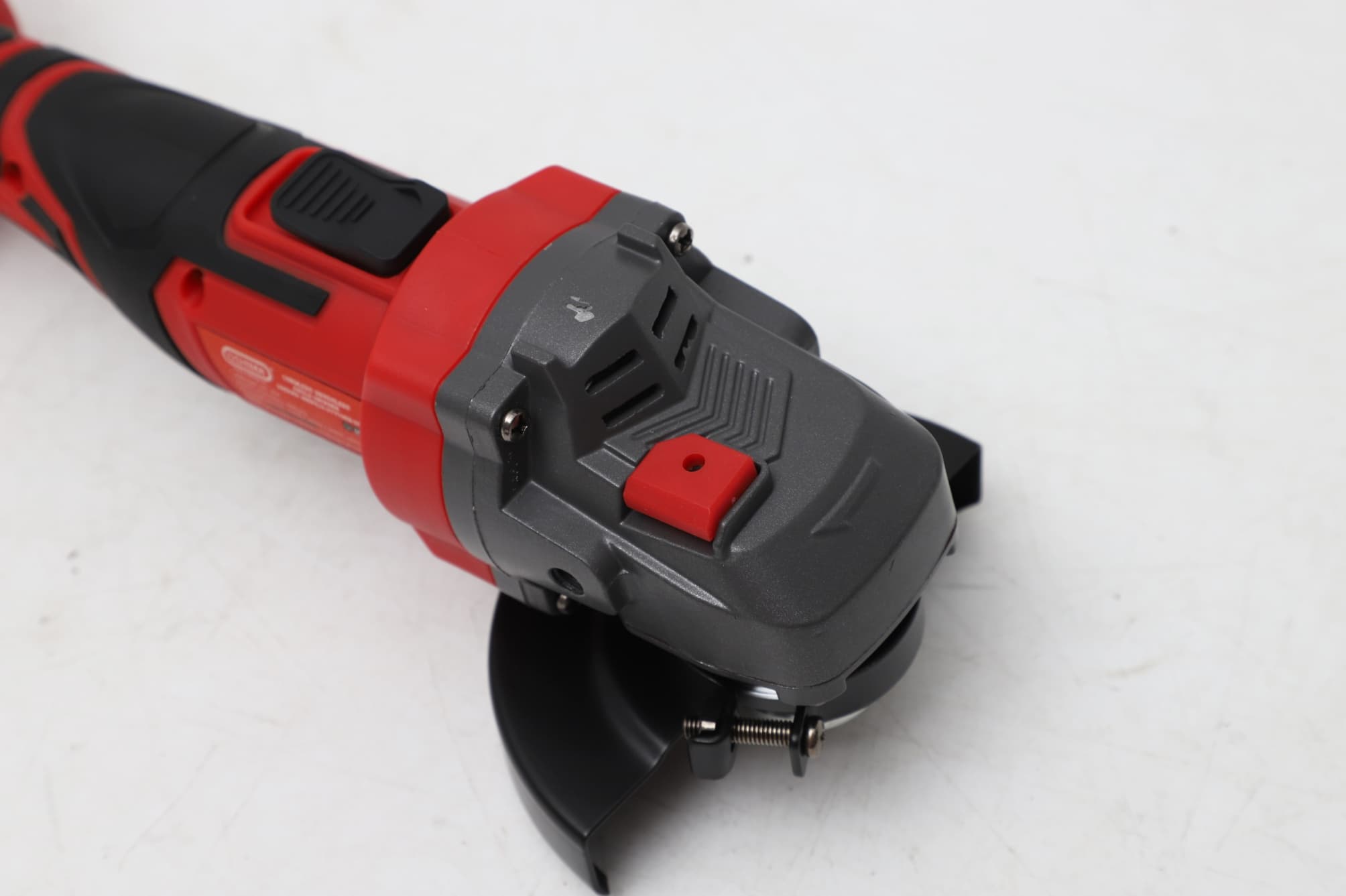 Máy mài pin Oshima MMP21V sử dụng pin Li-ion Mô tơ không chổi than