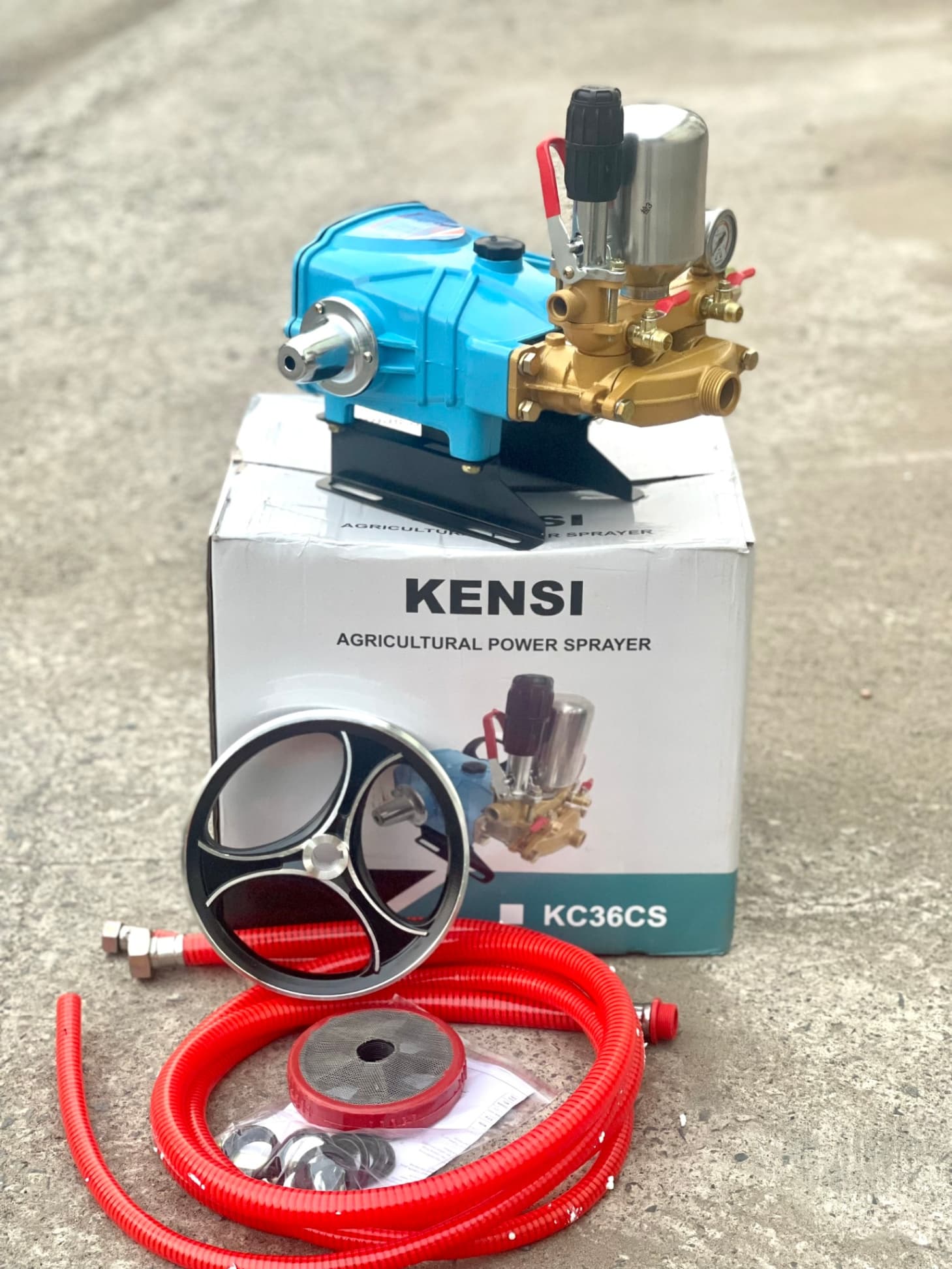 ĐẦU XỊT KENSI - 2HP Ty Sứ Model KC 36CS
